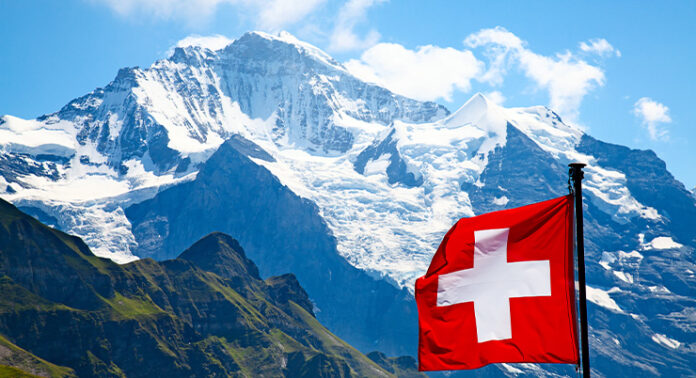 هل يستمر الفرنك السويسري بارتفاعاته؟